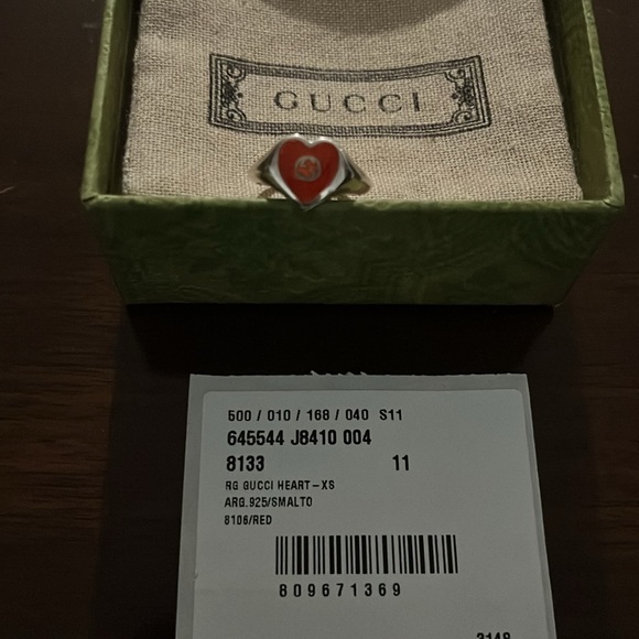 Gucci Heart Ring with Interlocking G - Picture 2 of 3